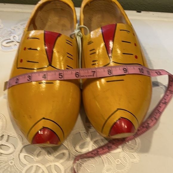 Wooden Shoes Authentic - Picture 10 of 11